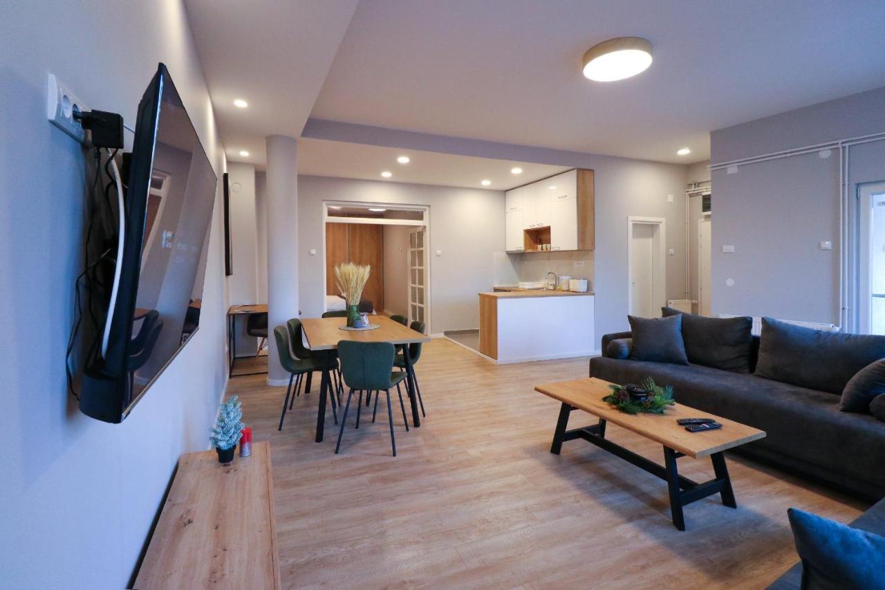 Heart Of Nis Lux Apartment Exterior photo