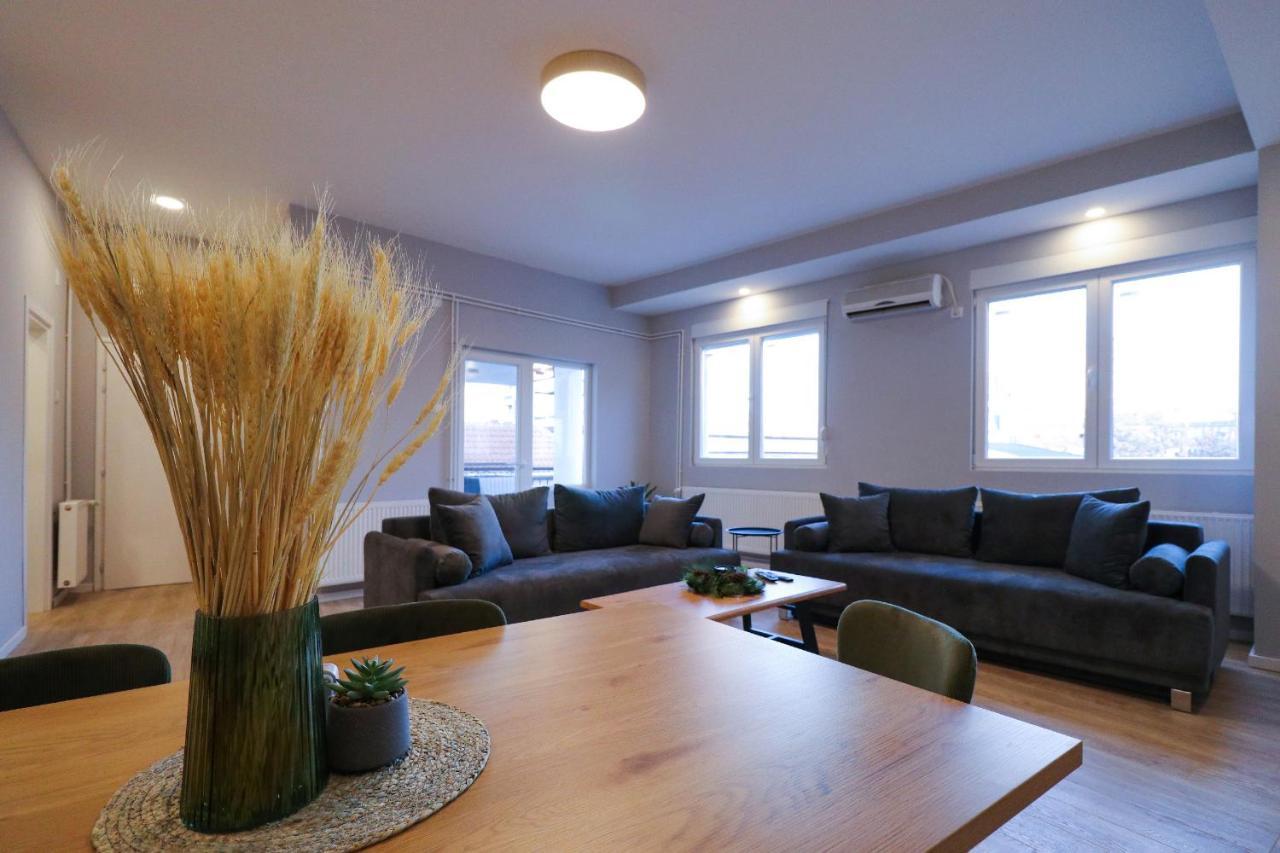 Heart Of Nis Lux Apartment Exterior photo