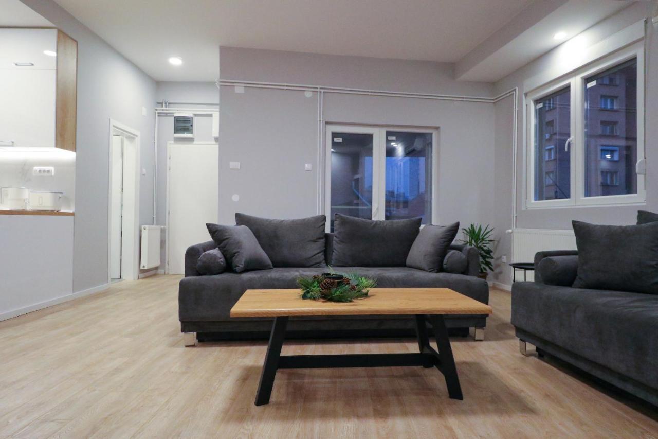 Heart Of Nis Lux Apartment Exterior photo