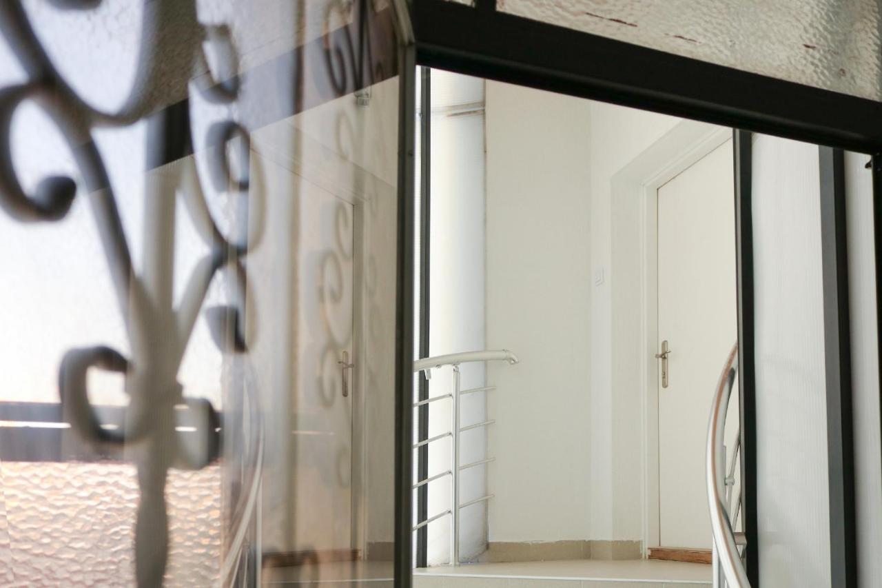 Heart Of Nis Lux Apartment Exterior photo